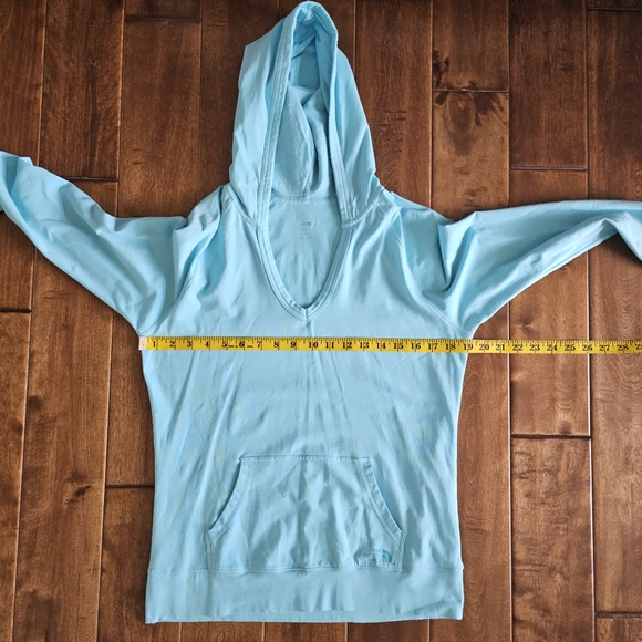 NWOT: North Face hooded pullover shirt size L - Picture 7 of 13